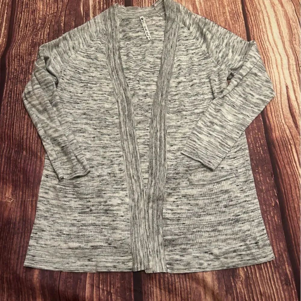 Women’s Leo & Nicole Heathered Grey Petite Medium Cardigan Open Front